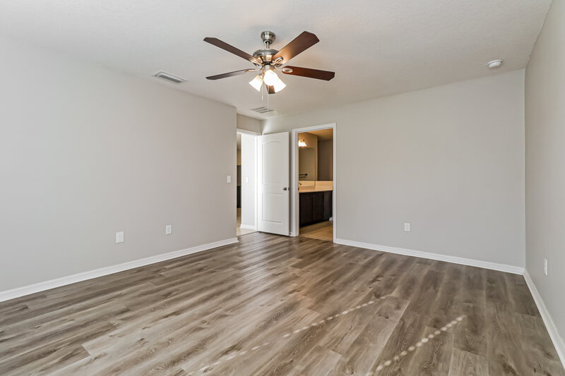 1,705/Mo, 8349 Silverbell Loop Brooksville, FL 34613 Main Bedroom View