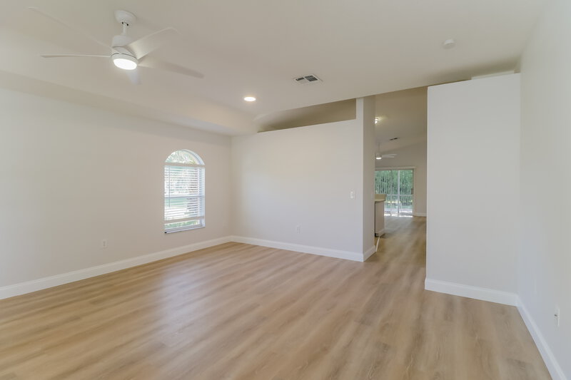 1,850/Mo, 7814 Chadwick Dr New Port Richey, FL 34654 Living Room View