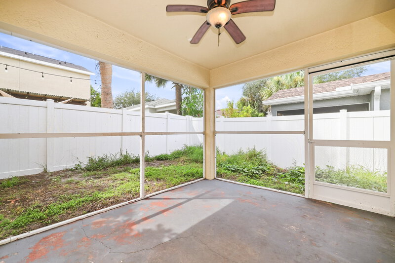 2,280/Mo, 11343 Palm Island Ave Riverview, FL 33569 Screen Porch View