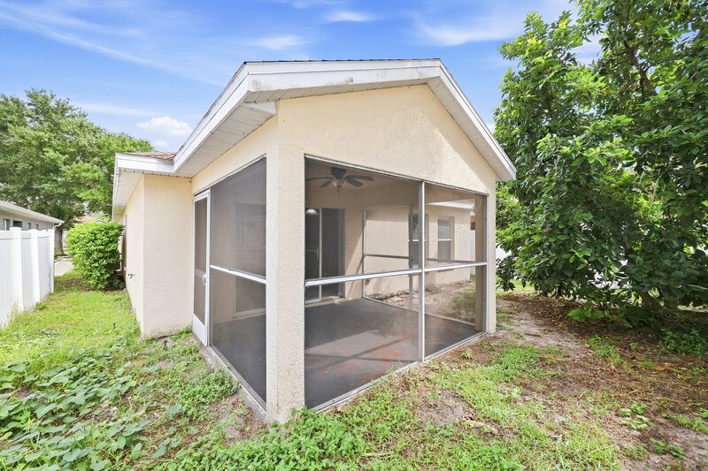 2,280/Mo, 11343 Palm Island Ave Riverview, FL 33569 Rear View