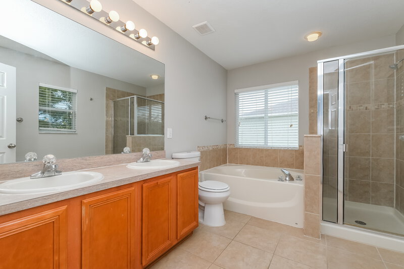 2,335/Mo, 27037 Cotton Key Ln Wesley Chapel, FL 33544 Main Bathroom View