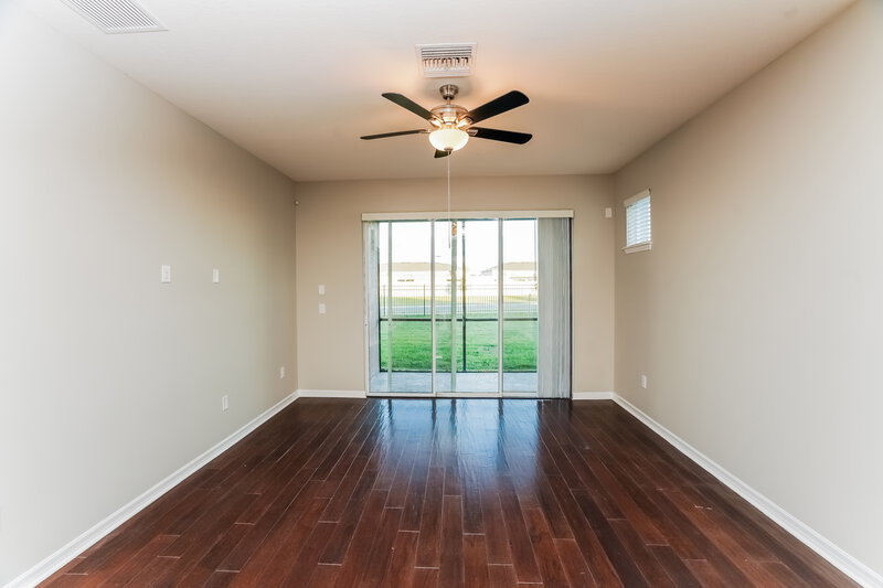 4,360/Mo, 10141 Celtic Ash Dr Ruskin, FL 33573 Family Room View