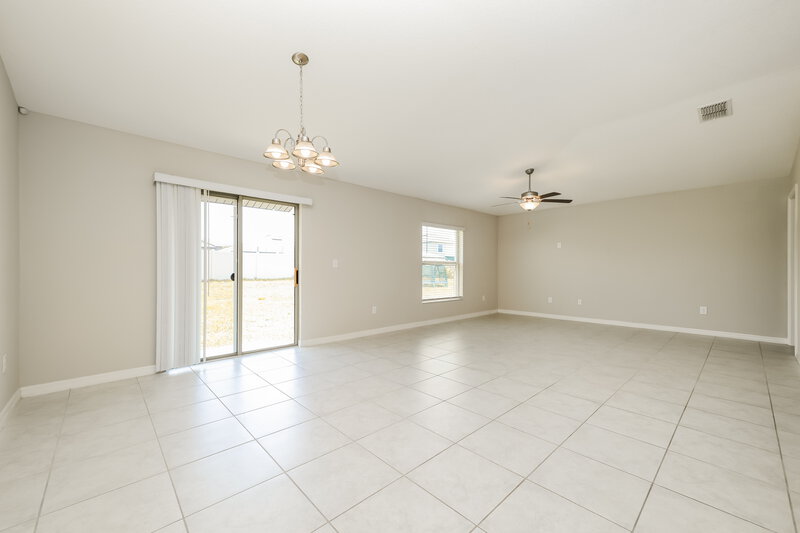 0/Mo, 11515 Sage Canyon Dr Riverview, FL 33578 Dining Room View 2