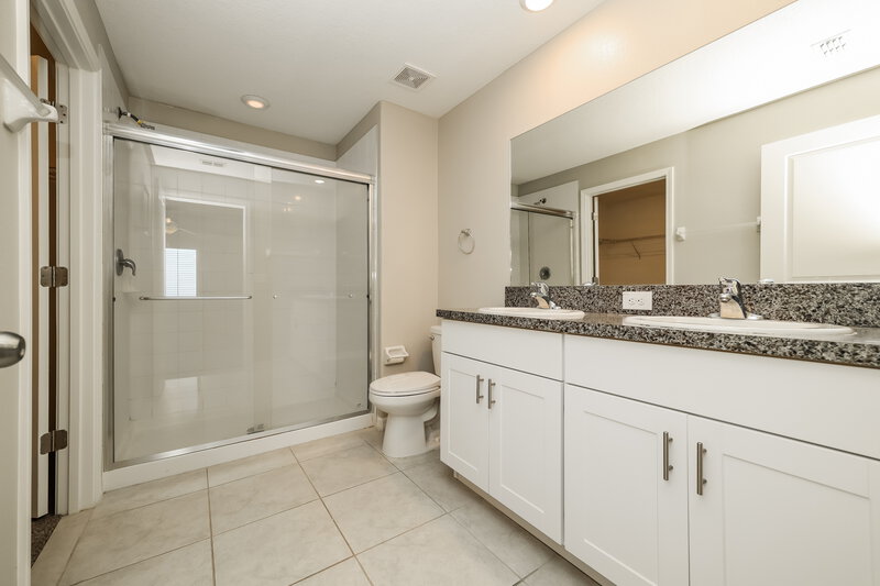 0/Mo, 11515 Sage Canyon Dr Riverview, FL 33578 Main Bathroom View