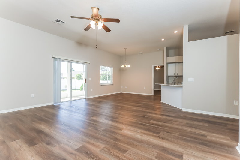 3,550/Mo, 7607 Canterbury Cir Lakeland, FL 33810 Family Room View