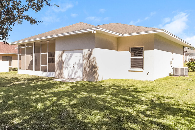 3,550/Mo, 7607 Canterbury Cir Lakeland, FL 33810 Rear View