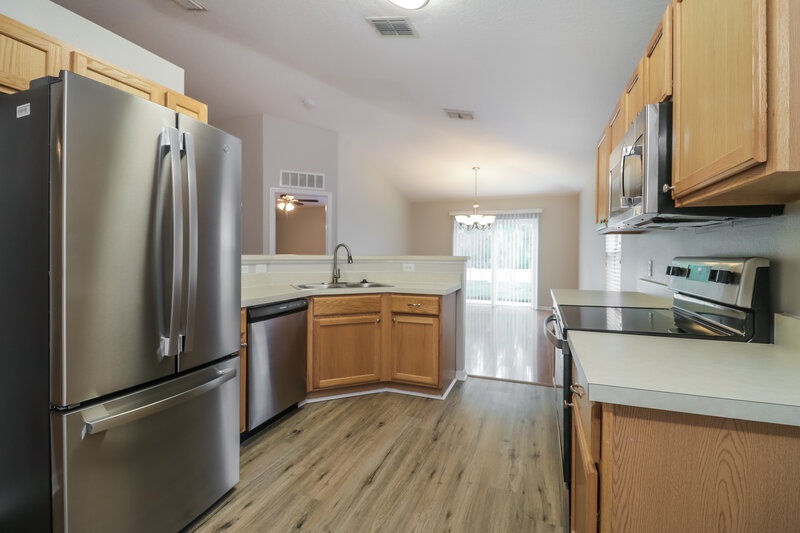 2,250/Mo, 3206 Bellericay Ln Land O Lakes, FL 34638 Kitchen View