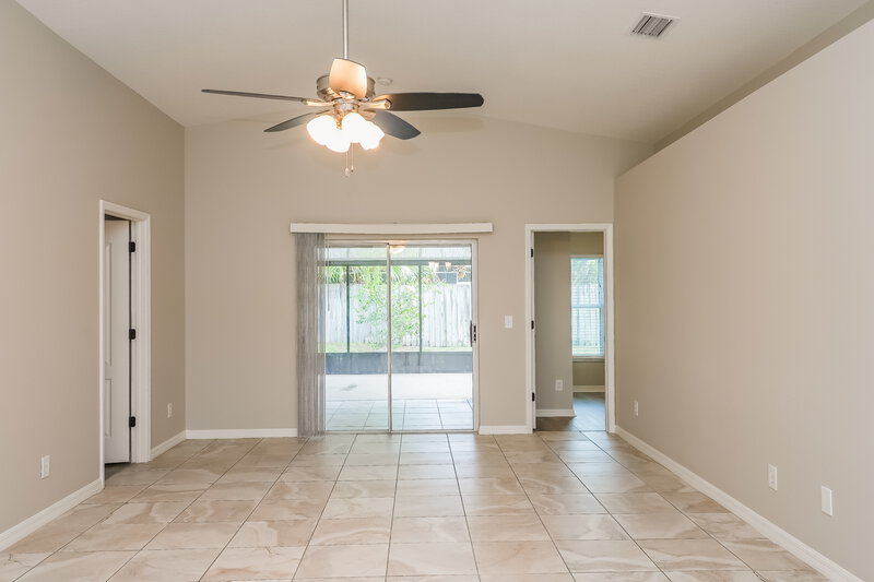 2,595/Mo, 7604 Wiltshire Park Pl Apollo Beach, FL 33572 Living Room View