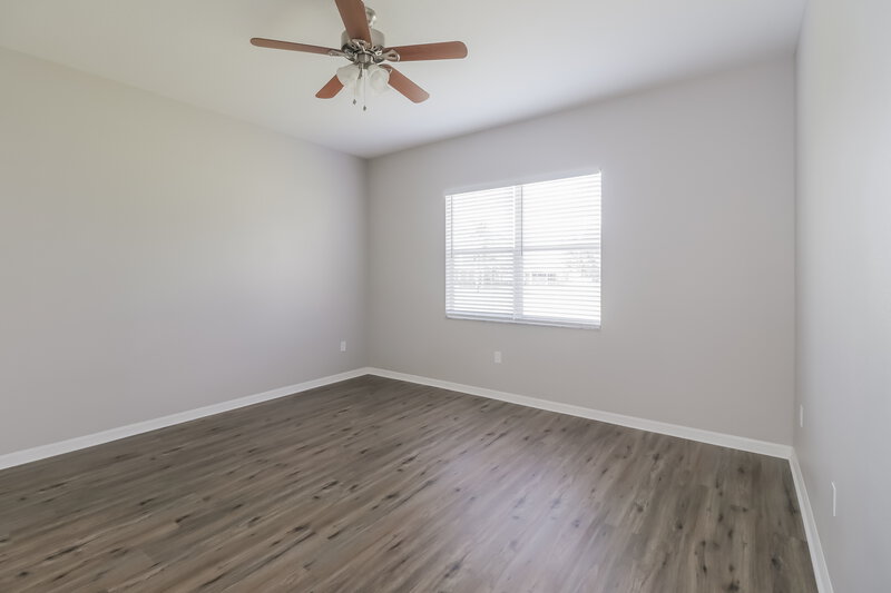1,815/Mo, 2371 Cross Tee Ct Brooksville, FL 34604 Main Bedroom View