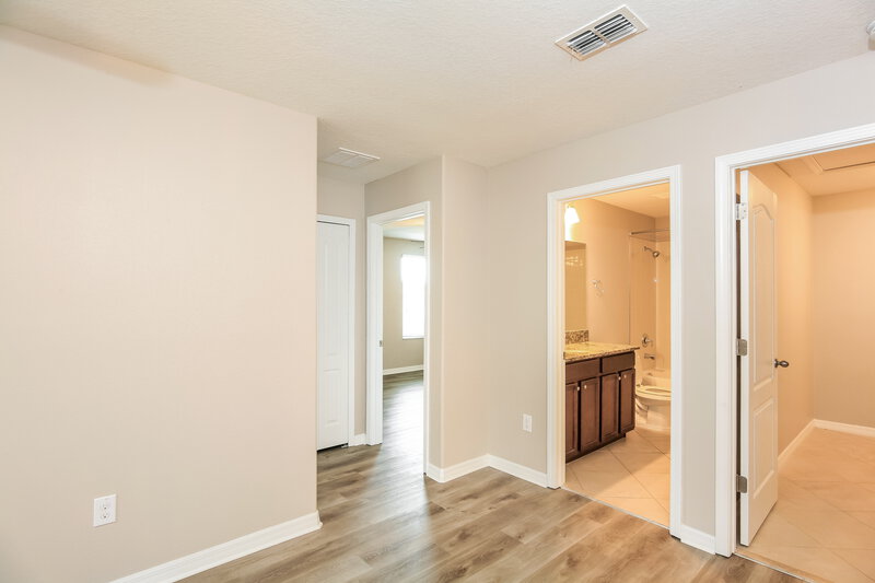 2,130/Mo, 13833 Reindeer Cir Hudson, FL 34669 Main Bedroom View