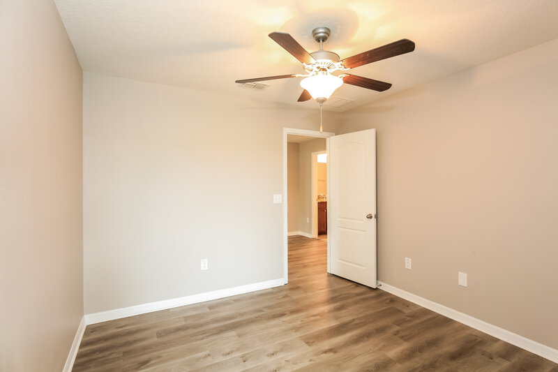 2,130/Mo, 13833 Reindeer Cir Hudson, FL 34669 Bedroom View