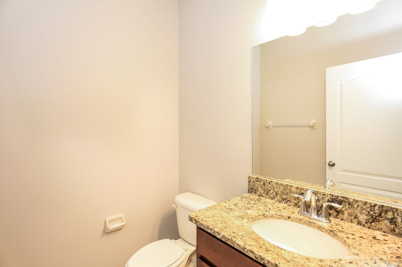 2,130/Mo, 13833 Reindeer Cir Hudson, FL 34669 Bathroom View 2