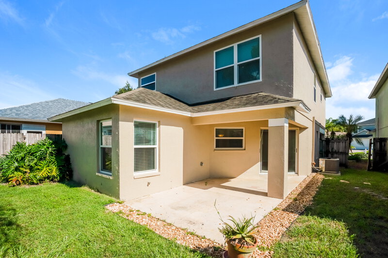2,390/Mo, 6104 Sand Key Ln Wesley Chapel, FL 33545 Rear View