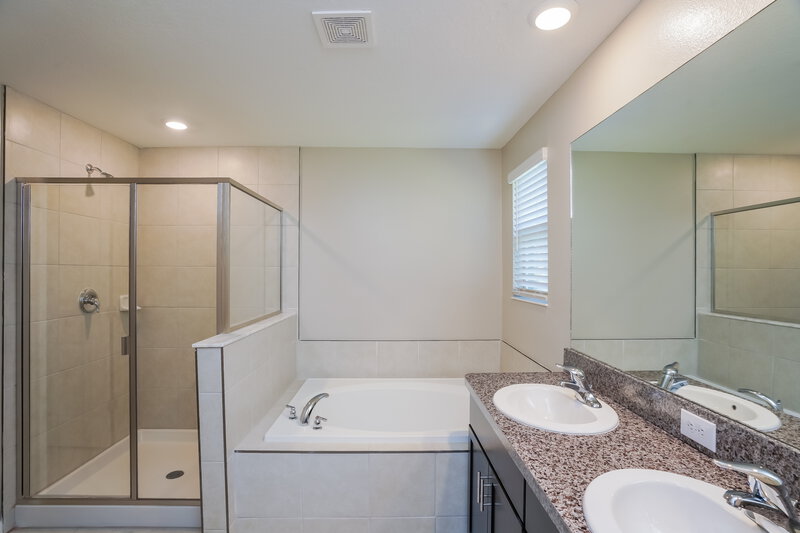 2,670/Mo, 7224 Spring Snowflake Avenue Tampa, FL 33619 Misc View 10