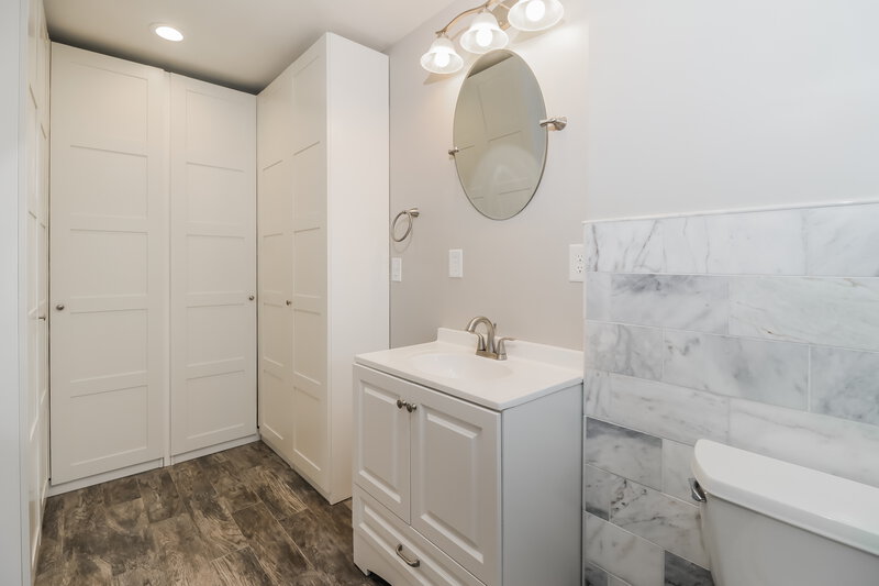 2,245/Mo, 1928 Tidewater Ct Zephyrhills, FL 33543 Main Bathroom View