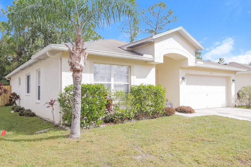 1,995/Mo, 30511 Midtown Ct Wesley Chapel, FL 33545 Front View