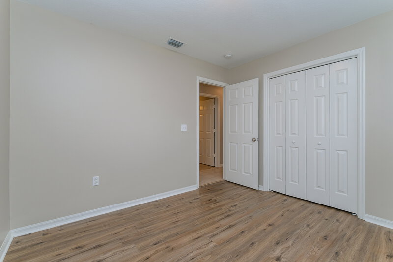 2,565/Mo, 29551 Morwen Pl Zephyrhills, FL 33543 Bedroom View 3