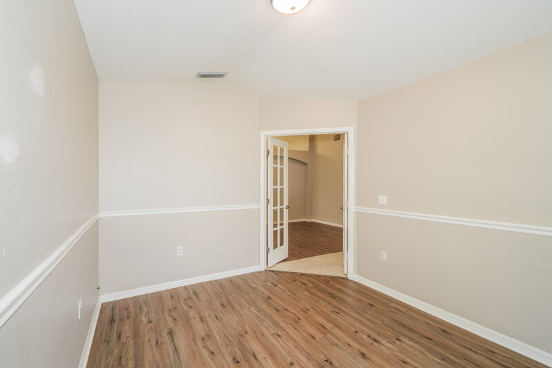 2,540/Mo, 29551 Morwen Pl Zephyrhills, FL 33543 Bedroom View 2