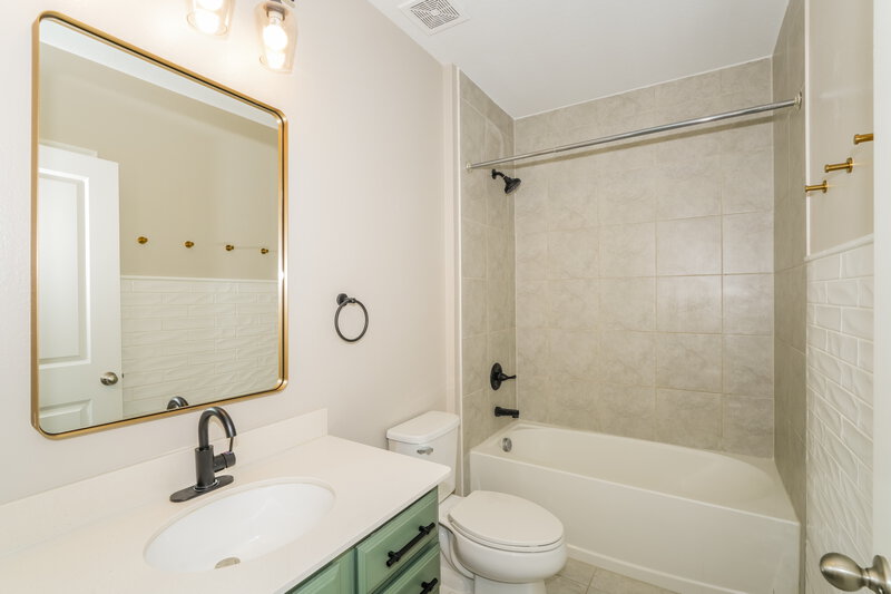 2,220/Mo, 18588 Hunters Meadow Walk Land O Lakes, FL 34638 Bathroom View