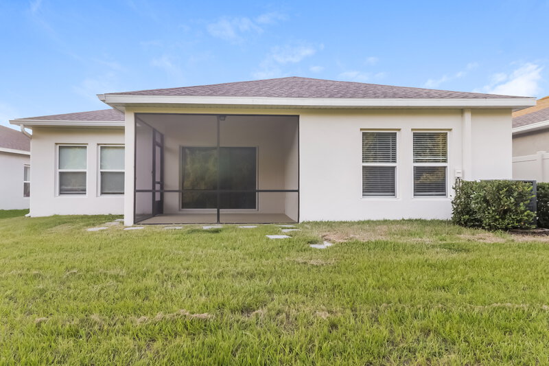 2,500/Mo, 18588 Hunters Meadow Walk Land O Lakes, FL 34638 Rear View