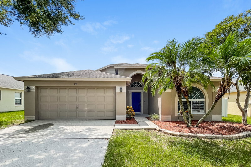 4,400/Mo, 526 Greg St Valrico, FL 33594 External View