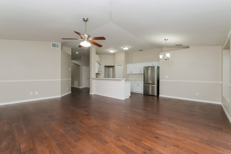 4,400/Mo, 526 Greg St Valrico, FL 33594 Living Room View 2