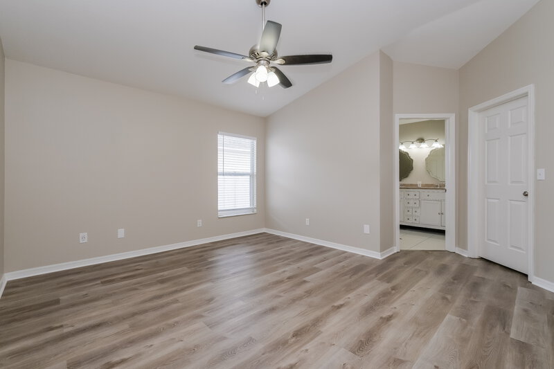 4,400/Mo, 526 Greg St Valrico, FL 33594 Main Bedroom View