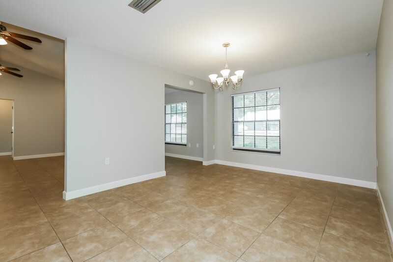 2,370/Mo, 5432 Houston Dr Lakeland, FL 33809 Dining Room View
