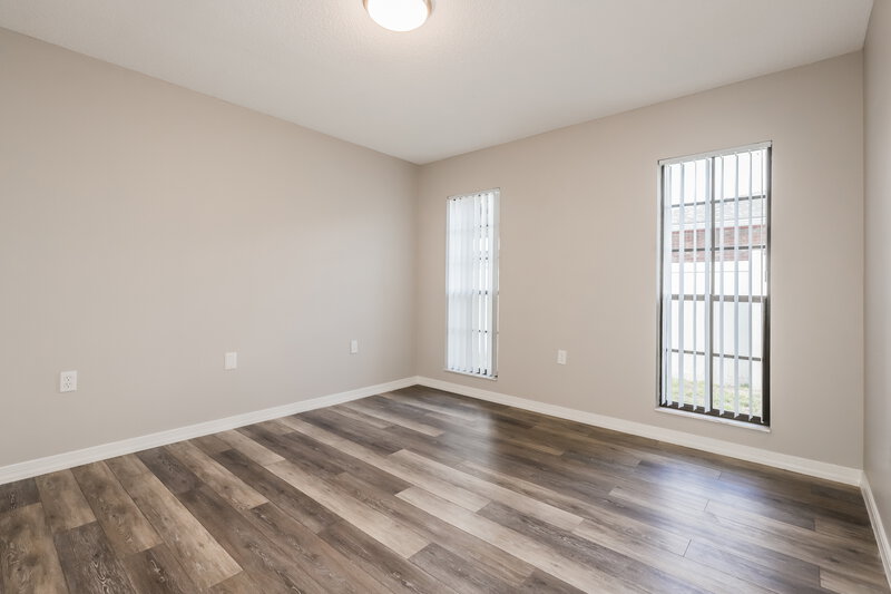 2,370/Mo, 5432 Houston Dr Lakeland, FL 33809 Bedroom View 2