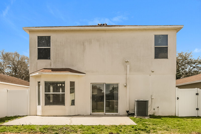 2,150/Mo, 10615 Navigation Dr Riverview, FL 33579 Rear View