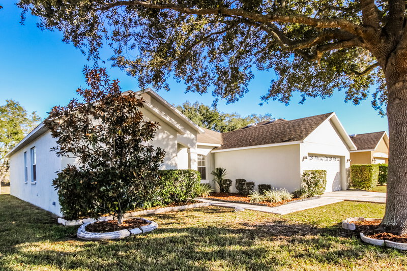 2,050/Mo, 13210 Haverhill Dr Spring Hill, FL 34609 Front View