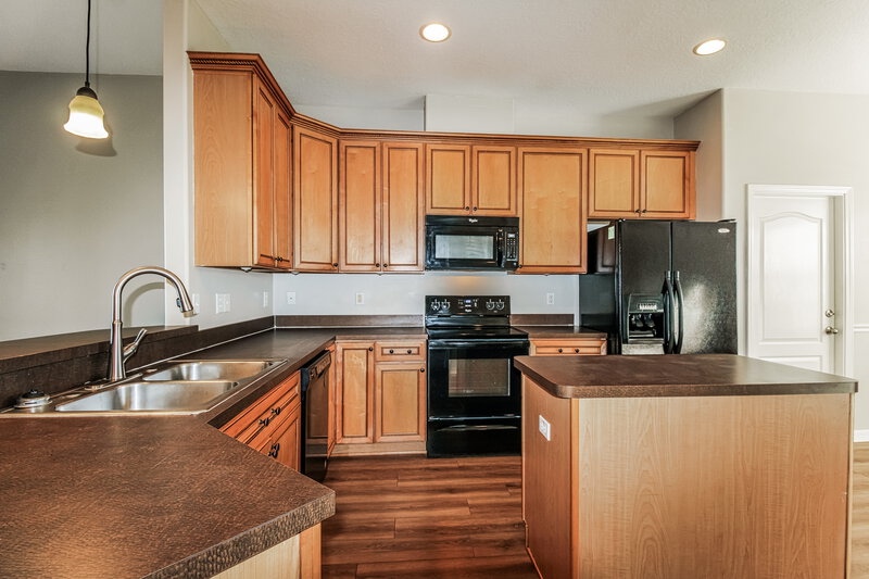 2,050/Mo, 13210 Haverhill Dr Spring Hill, FL 34609 Kitchen View 2