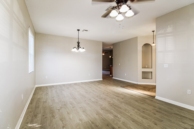 2,050/Mo, 13210 Haverhill Dr Spring Hill, FL 34609 Family Room View