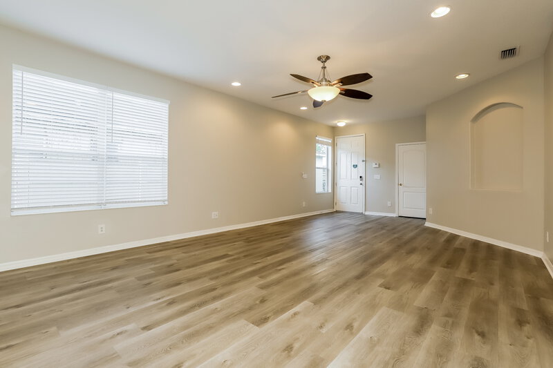 2,340/Mo, 8549 Deer Chase Dr Riverview, FL 33578 Living Room View