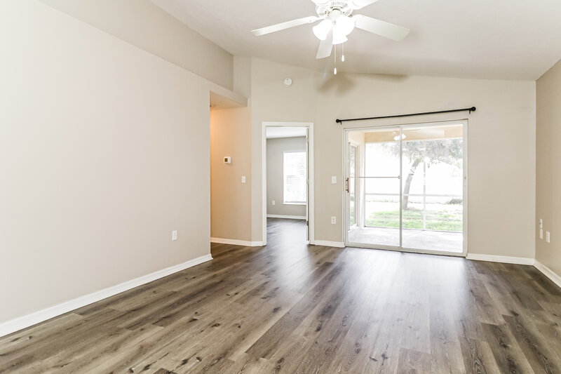 1,935/Mo, 7918 Barclay Rd New Port Richey, FL 34654 Living Room View