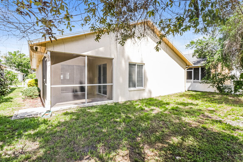 1,935/Mo, 7918 Barclay Rd New Port Richey, FL 34654 Rear View