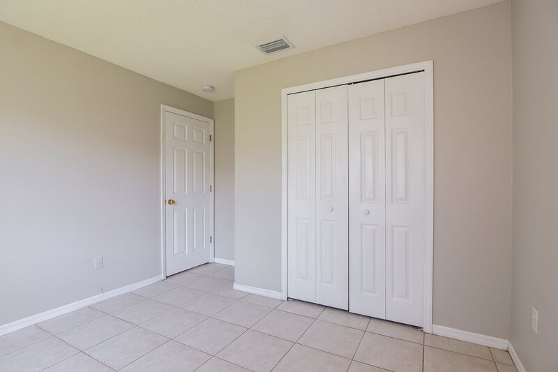 2,370/Mo, 1305 Sweet Gum Dr Brandon, FL 33511 Bedroom View 4