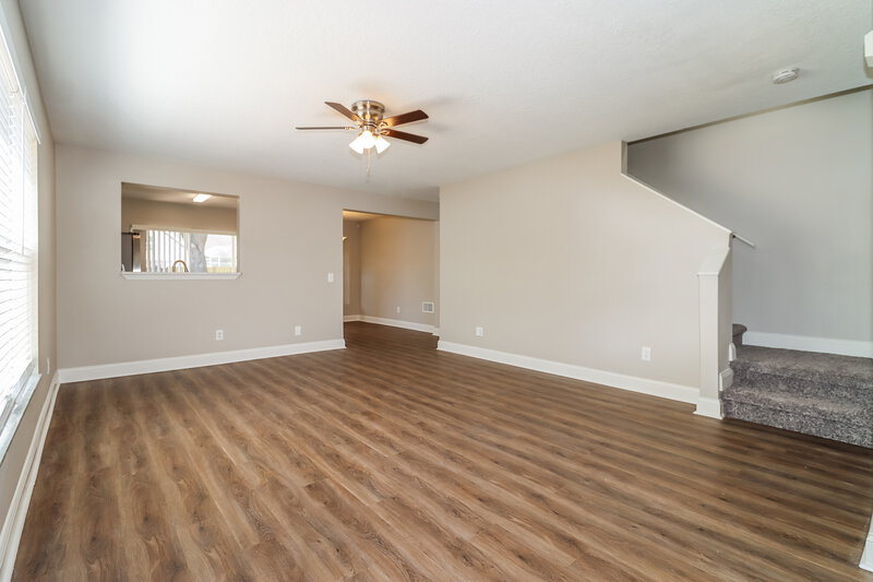 2,385/Mo, 8636 Persea Ct Trinity, FL 34655 Living Room View