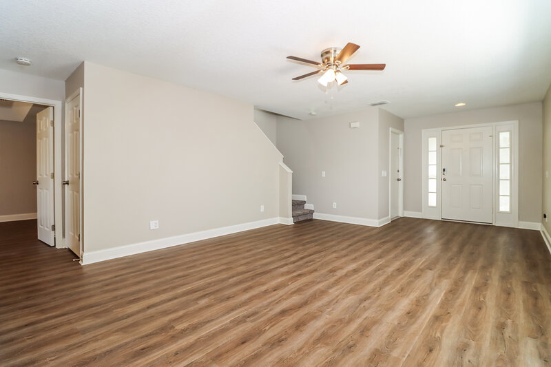 2,385/Mo, 8636 Persea Ct Trinity, FL 34655 Living Room View 2