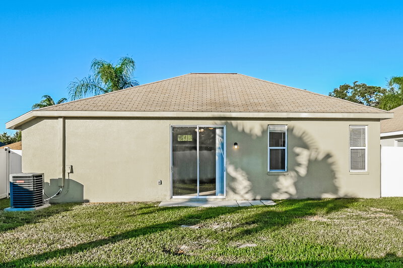 3,000/Mo, 34442 Smart Dr Zephyrhills, FL 33541 Rear View