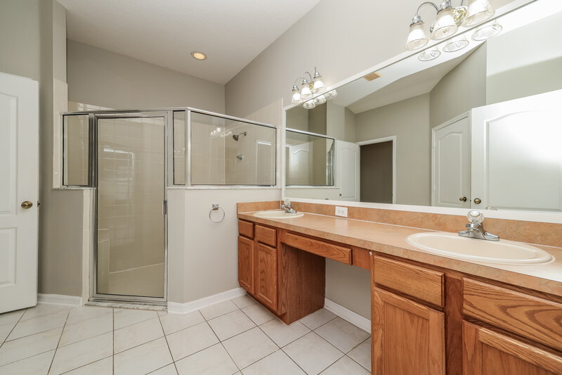 2,145/Mo, 31248 Shaker Cir Wesley Chapel, FL 33543 Main Bathroom View