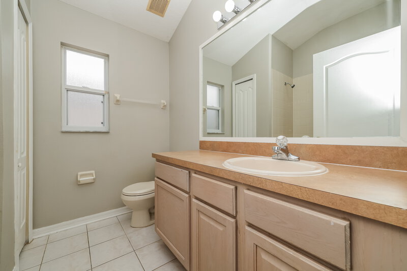 2,145/Mo, 31248 Shaker Cir Wesley Chapel, FL 33543 Bathroom View