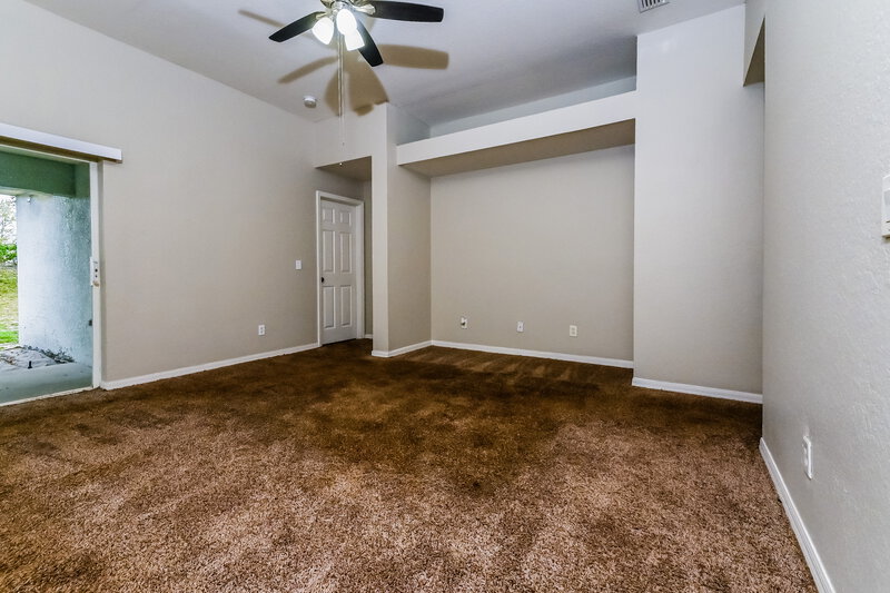 2,065/Mo, 11351 Coconut Island Dr Riverview, FL 33569 Living Room View 2