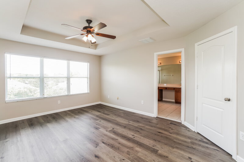 2,800/Mo, 7907 Outerbridge St Wesley Chapel, FL 33545 Main Bedroom View