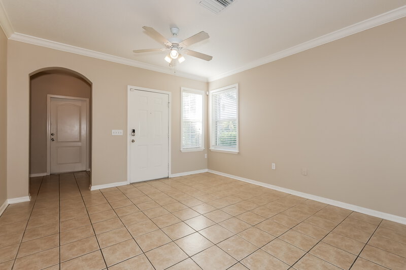2,335/Mo, 12504 Evington Point Dr Riverview, FL 33579 Living Room View