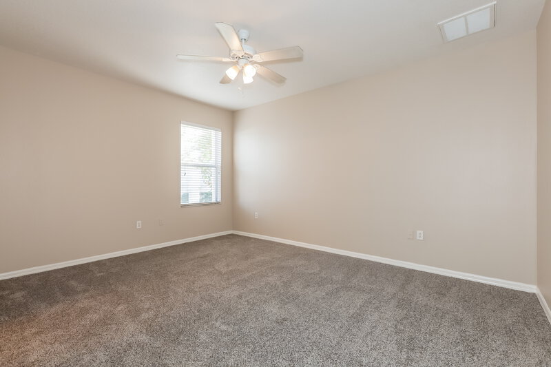 2,335/Mo, 12504 Evington Point Dr Riverview, FL 33579 Main Bedroom View