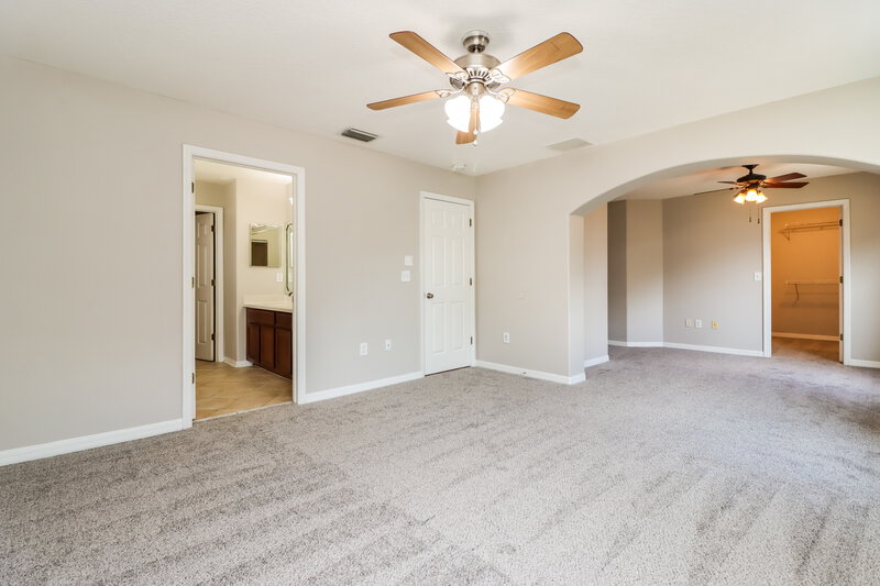 2,565/Mo, 6355 Desert Peace Ave Land O Lakes, FL 34639 Main Bedroom View 2
