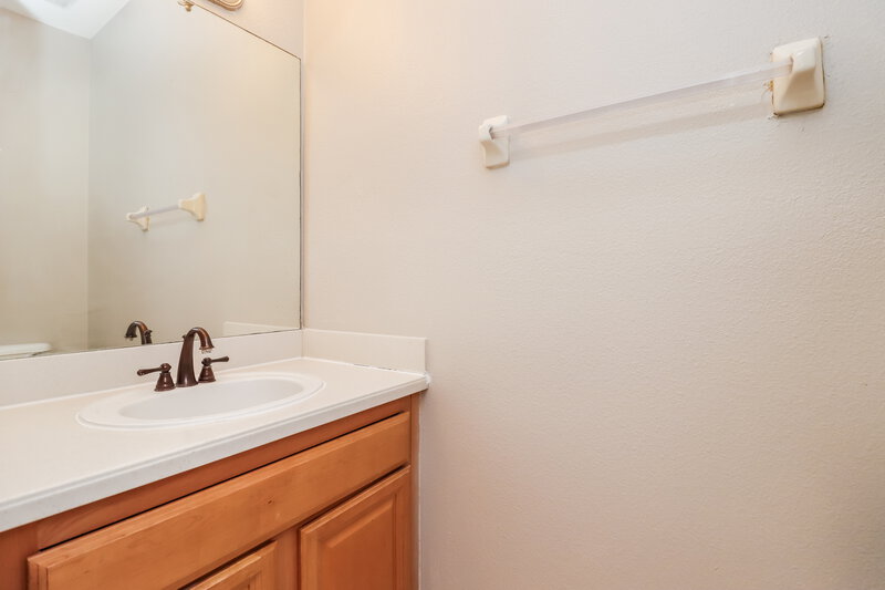 2,565/Mo, 6355 Desert Peace Ave Land O Lakes, FL 34639 Main Bathroom View 2