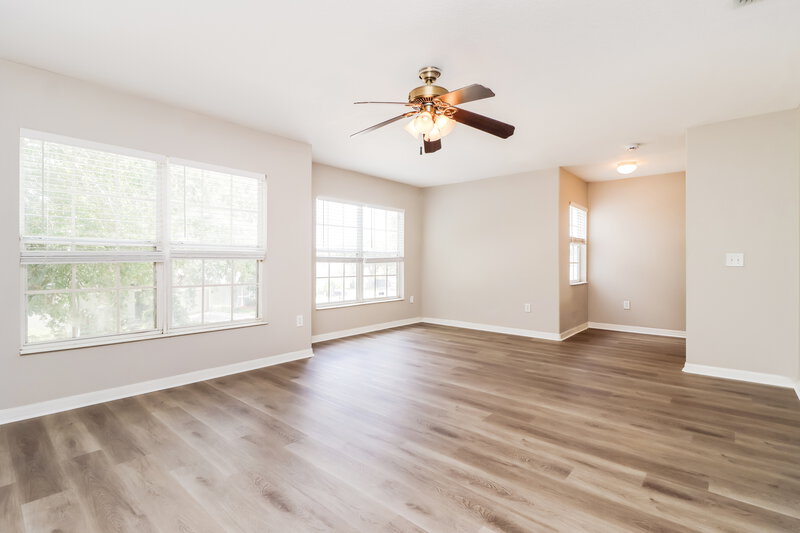 2,565/Mo, 6355 Desert Peace Ave Land O Lakes, FL 34639 Loft View