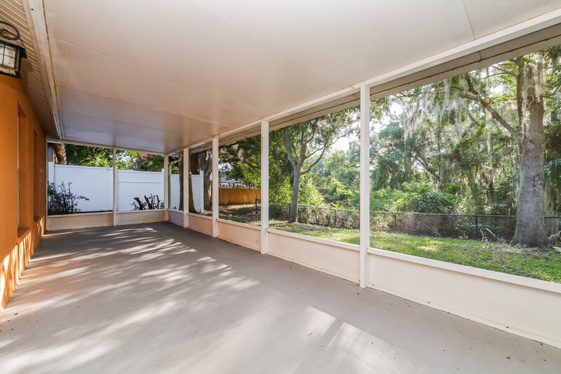 1,995/Mo, 6708 Summer Haven Dr Riverview, FL 33578 Sun Room View
